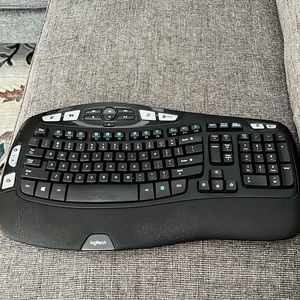 Logitech K350